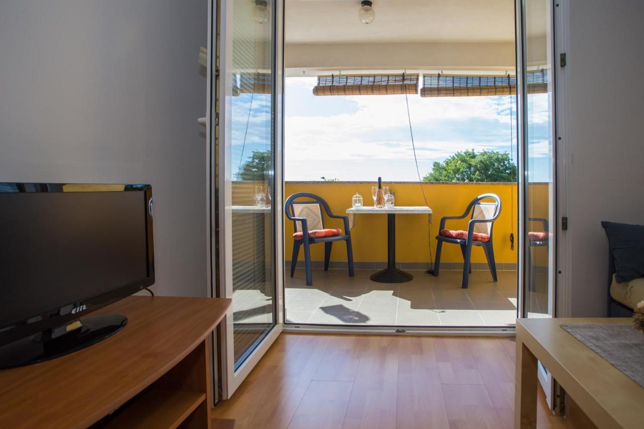 Apartman Vlado Apartment เวอร์ซาร์ ภายนอก รูปภาพ