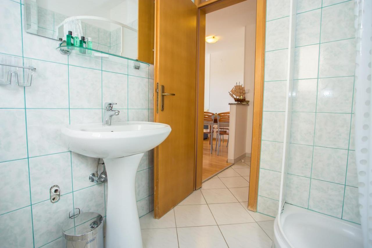 Apartman Vlado Apartment เวอร์ซาร์ ภายนอก รูปภาพ