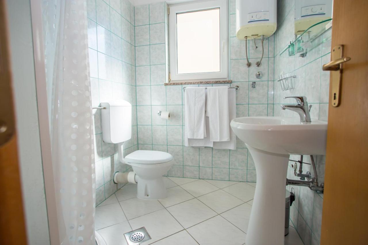 Apartman Vlado Apartment เวอร์ซาร์ ภายนอก รูปภาพ